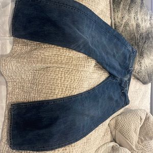 Gap 1969 loose fitting jeans.